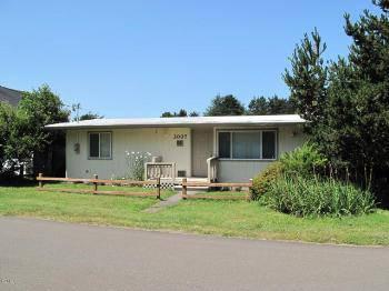 $159,900
Lincoln City 2BR 1BA, Beautiful Qualities in this beach