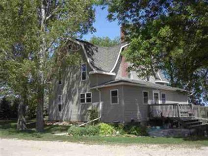 $159,900
Pipestone 5BR 1BA, How great to live under 4 miles NW of