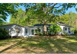 $159,900
Private Setting Close to Beaufort Waterfront & Crystal Coast Beaches