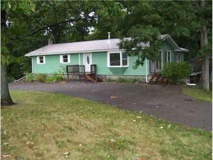 $159,900
Ranch Home on 16 Acres: Ardrey Rd, Dundee