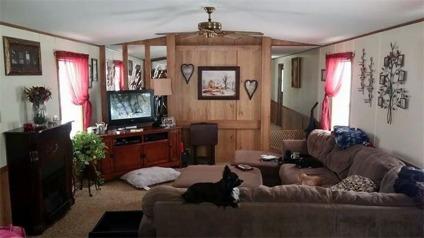 $15,000
2 Bedroom Mobile Home in Indian Springs