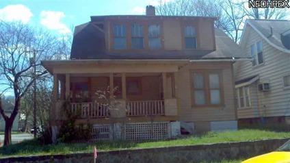 $15,000
East Liverpool 2BR 1BA, Single Family in