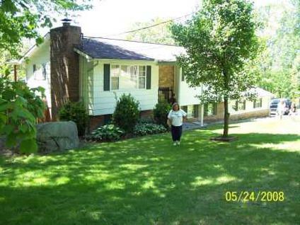 $160,000
Perfect Home for Large or Extended Family