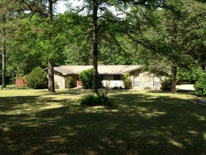 $161,500
Country Home, 2.7 acres with City Convenience