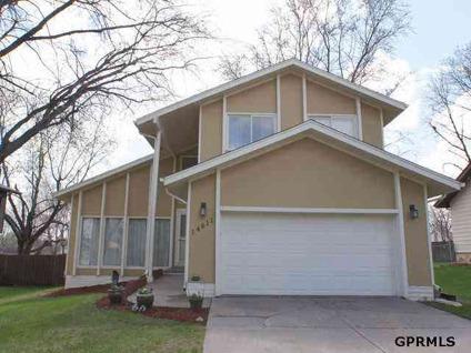 $162,000
Detached Housing, 2 Story - Omaha, NE