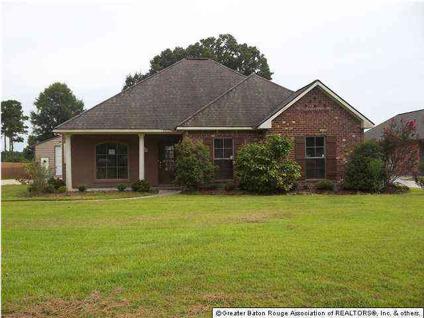 $162,000
Gonzales, Four BR Two BA SPACIOUS HOME. KITCHEN WITH
