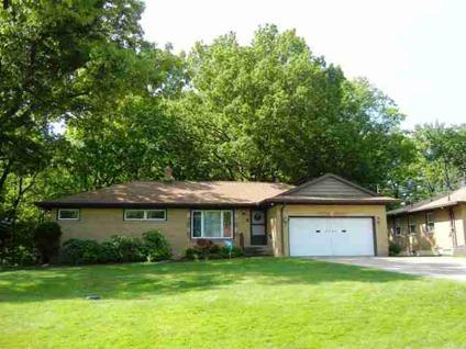 $162,000
Seven Hills 3BR 2.5BA, This solid brick ranch is situated on