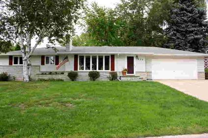 $162,900
Green Bay 3BR 2.5BA, An immaculate, must see home!