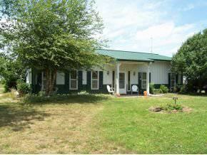 $164,700
Carthage, This home is conveniently located just east of