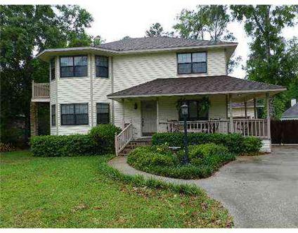 $164,900
Diamondhead Four BR, LARGE HOUSE WITH TWO MASTER SUITES, ONE UP