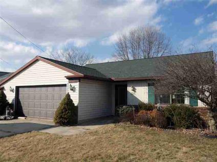 $164,900
Fremont 3BR 2BA, This is the ideal ranch for the buyer