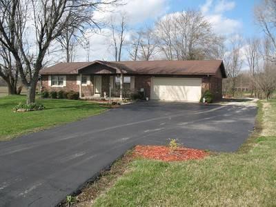$164,900
Looking for Country Living - This is it!