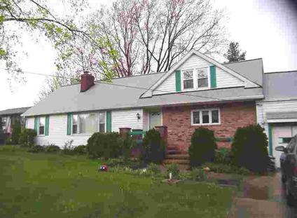 $164,900
Mentor 2BA, Four bedroom Cape Cod offering 2 bedrooms on the