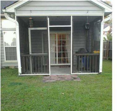 $164,900
Summerville 3BR 2BA, One level home with 6' privacy fence.