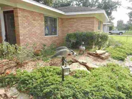$164,900
Winnie Real Estate Home for Sale. $164,900 4bd/3ba. - SUZANNE SIMMONS of
