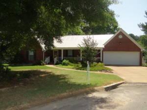 $165,000
Corinth 3BR 2.5BA, Great location with great curb appeal!