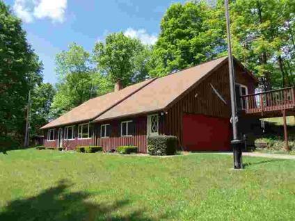$165,000
Dubois, 10 ACRES ONLY MINUTES FROM TOWN. 2 PLUS BEDROOM
