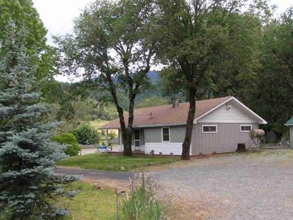 $165,000
Grants Pass 2BR 1BA, Cute & Comfortable Cottage-Style Home