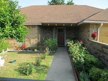 $165,000
Red Oak Three BR Two BA, IMMACULATE HOME !YOU WILL BE IMPRESSED BY