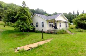 $165,500
3807a. Farmhouse with 19.74 Acres