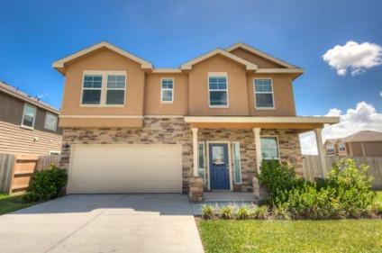 $166,228
This 3/2.5- 2 story house is BREATH TAKING! This new DR Horton home AWAITS ITS