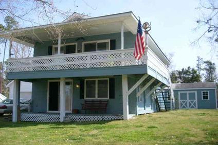 $167,500
Hertford 4BR 1.5BA, Darling home offers great get-away