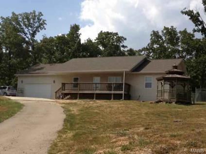 $167,500
Waynesville, Features a 3 bedroom, 2 bath home with laminate