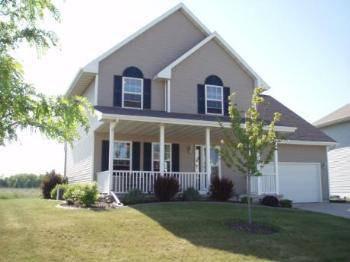$167,900
Neenah 3BR 2.5BA, Well maintained 2 story home with tons to