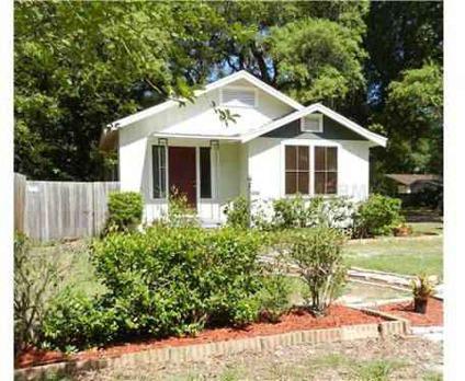 $169,000
Great investment! 2 home for the price of one in Tampa