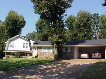 $169,500
Look at this 4bed/2.5bath home. It sits halfway between the schools in the