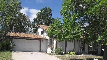 $169,900
Colorado Springs, This 4 bedroom 3 bath NE home offes two