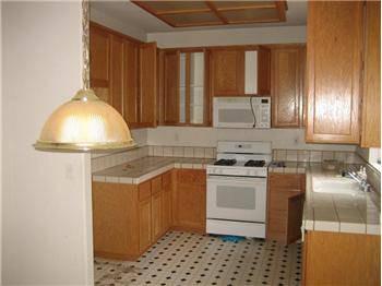 $169,900
Lovely Home and Kitchen! $1000 Down! Min 580 FICO!