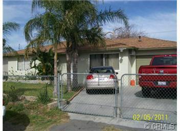$170,000
Fontana, home with 3 bedrooms and 1 bathroom, tile flooring,