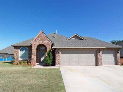 $170,000
Norman 3 BR 2 BA, Beautiful home with stone fireplace