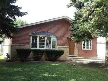 $172,000
1 Story, Ranch - WOOD DALE, IL