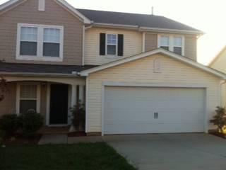 $173,900 - $17,390,000
Must See 3bedrm 2 1/2 bath 2 story Home.**** Rent to Own *****