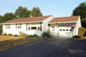 $174,900
Nassau 3BR 1BA, Picture perfect ranch that has been