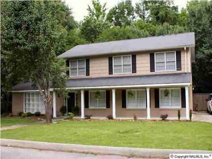 $174,900
Rainbow City Real Estate Home for Sale. $174,900 4bd/2.50ba. - Susan McMurry