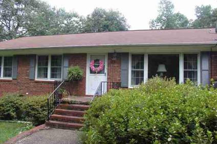 $174,900
Taylorsville, TAYLORSVILLE: This is a 3 bedroom