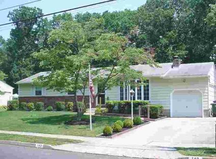 $174,900
Williamstown 5BR 3BA, Pride in Ownership flows throughout