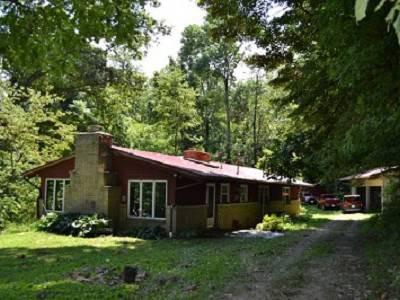 $175,000
17 AC Wooded Hide-away w Horse Facilities!