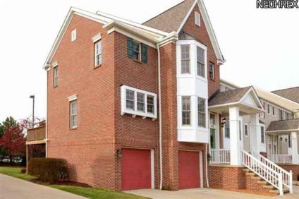 $175,000
Amazing opportunity at an unbelievable price! This townhouse is right next to