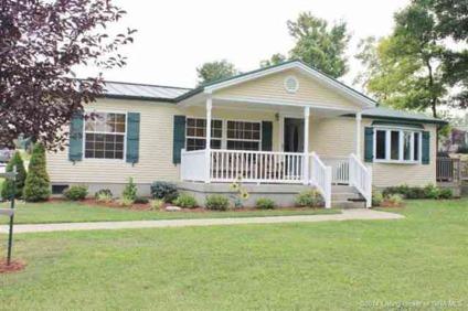 $175,000
CORYDON - HOME WITH ACREAGE. You'll be impressed right away as you come up the