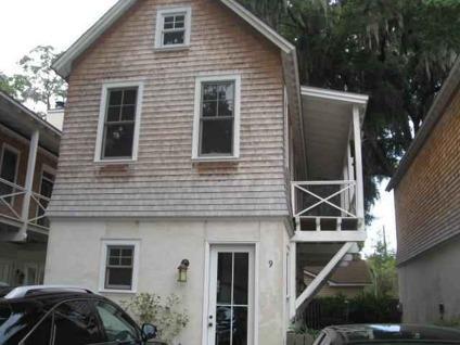 $175,000
Port Royal 2BR 2.5BA, If you favor strolling around town in