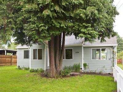 $175,000
Remodeled NE Cottage