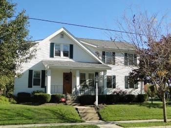 $175,000
Silver Grove, Lots of space in this 3 BR, 3 BA