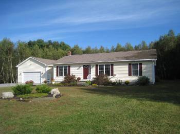 $175,000
Wales, MOVE IN CONDITION 2 BEDROOM 2 BATH RANCH ON 2.36