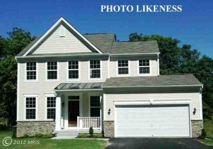 $176,990
Fayetteville, Fabulous 3 bedroom colonial style home 2 1/2