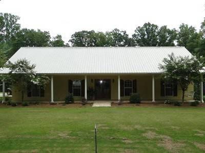 $178,500
Country Home