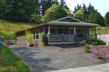 $179,000
Port Angeles 3BR 2BA, Privacy in town on the dead end street